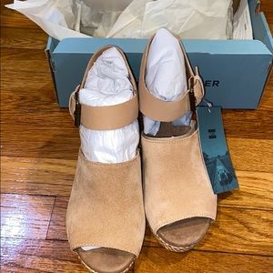 FINAL SALE: Brand new: Toms heels